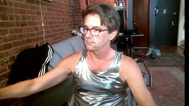 Johnny Bottoms online show from 09.21.25