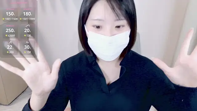 UYU man online show from 02.04.25