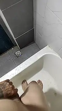 DTuannHallT online show from 04.10.26