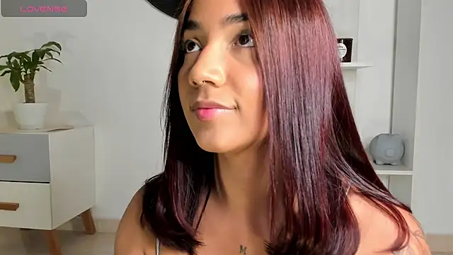 Snapshot of martina_roldam chatting on 12.30.24 martina roldam online show from 12.30.24