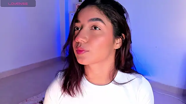Snapshot of martina_roldam chatting on 02.01.25 martina roldam online show from 02.01.25