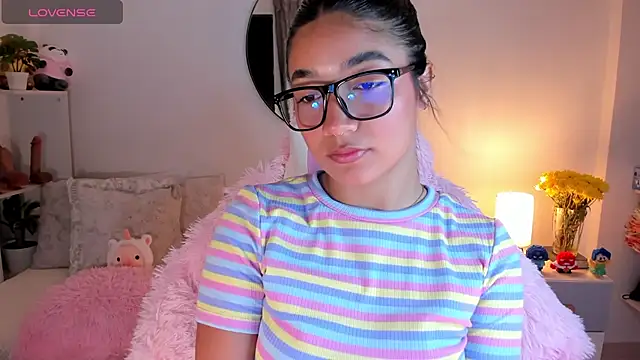 Snapshot of martina_roldam chatting on 03.14.25 martina roldam online show from 03.14.25