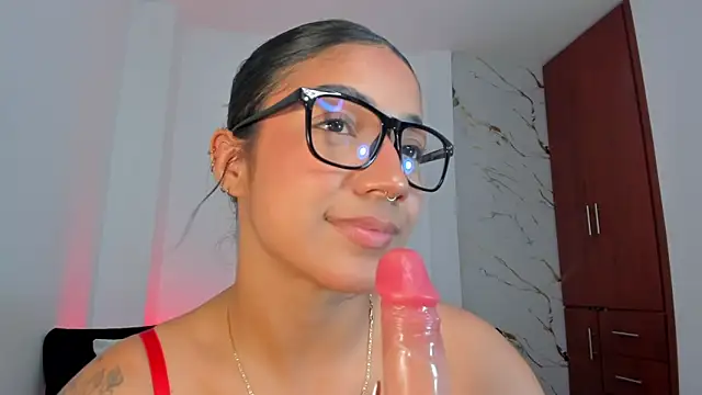 martina roldam online show from 05.19.26
