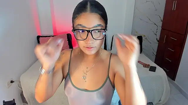 martina roldam online show from 05.25.26