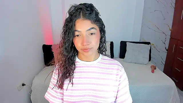 martina roldam online show from 05.28.26