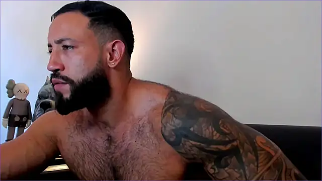 BradLeon  online show from 10.17.25