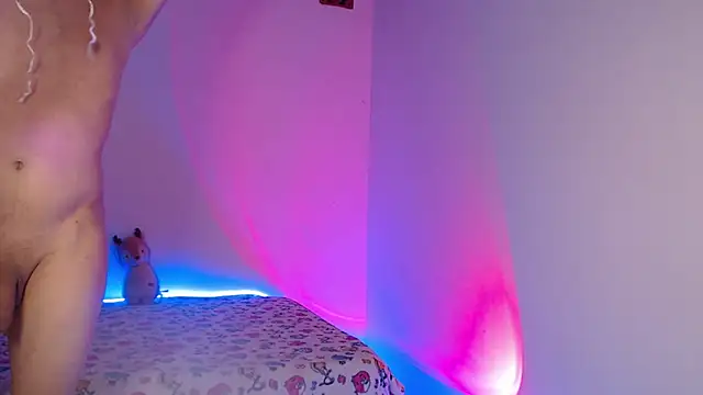 Snapshot of seven7xis chatting on 02.26.25 seven7xis online show from 02.26.25