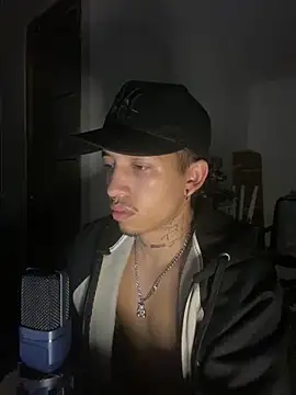 iamcloe 11 online show from 10.23.25