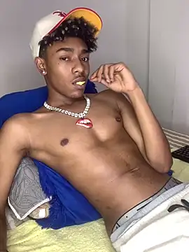 Boy cock18 online show from 01.06.25