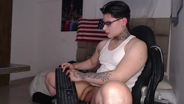 DennisWalkerr online show from 01.04.25