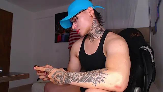 DennisWalkerr online show from 03.08.25