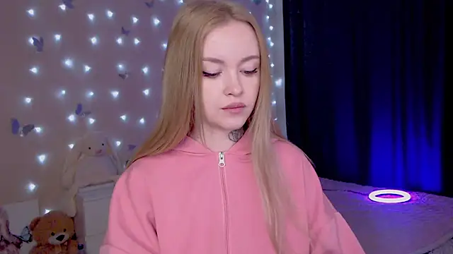 Naughty Mable online show from 02.22.26