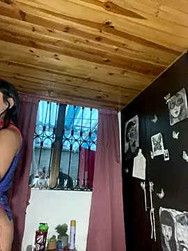 lauuraww online show from 11.15.25