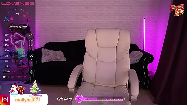 Snapshot of LovelyMollyy chatting on 01.02.25 LovelyMollyy online show from 01.02.25
