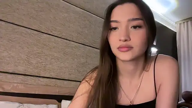Snapshot of MilenaMilven chatting on 01.01.25 MilenaMilven online show from 01.01.25