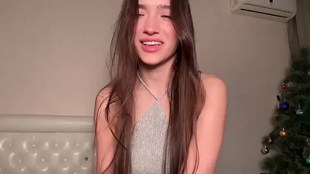 Snapshot of MilenaMilven chatting on 01.22.25 MilenaMilven online show from 01.22.25