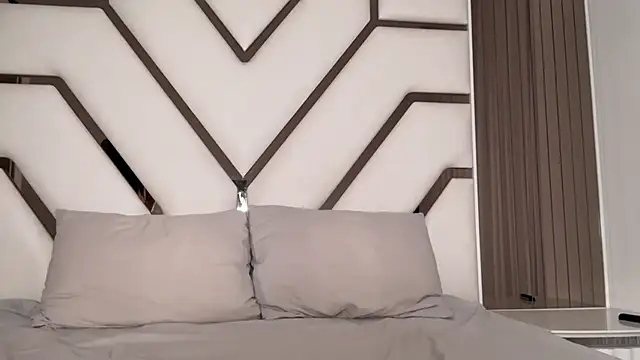 Snapshot of MilenaMilven chatting on 11.06.25 MilenaMilven online show from 11.06.25