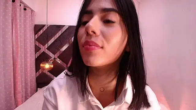 Snapshot of sam_lewins chatting on 02.12.25 sam lewins online show from 02.12.25