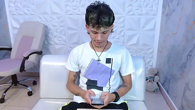 andy dan18 online show from 04.07.26