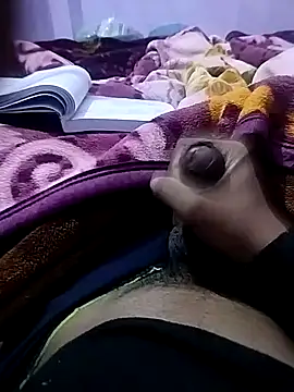 Snapshot of PLAYBOYYRAAJ chatting on 12.26.24 PLAYBOYYRAAJ online show from 12.26.24