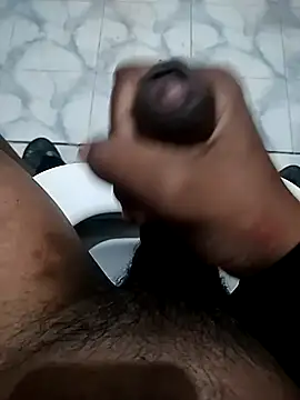 Snapshot of PLAYBOYYRAAJ chatting on 12.27.24 PLAYBOYYRAAJ online show from 12.27.24