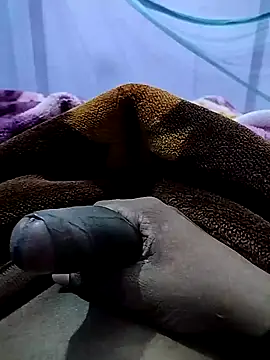 Snapshot of PLAYBOYYRAAJ chatting on 01.08.25 PLAYBOYYRAAJ online show from 01.08.25