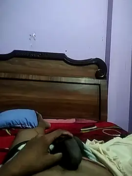 Snapshot of PLAYBOYYRAAJ chatting on 11.04.25 PLAYBOYYRAAJ online show from 11.04.25