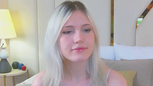 NellieLoyns online show from 05.18.26