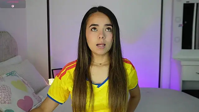 Hannah-Rose online show from 06.18.26
