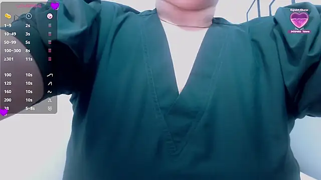 MommyHelpsmee online show from 02.05.25