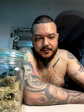 El Titan1998 online show from 12.15.25