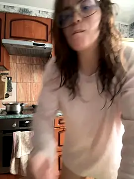 Sabrina shells online show from 11.19.25