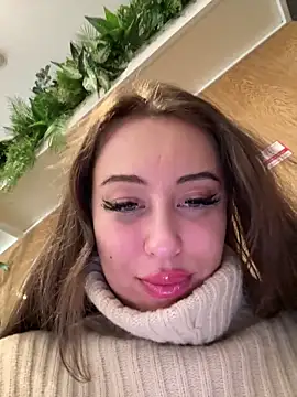 AndreaMood online show from 01.22.25