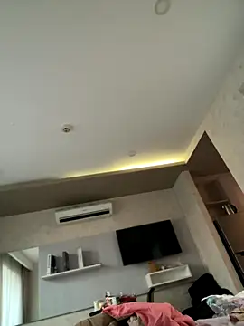 Snapshot of AndreaMood chatting on 11.23.25 AndreaMood online show from 11.23.25