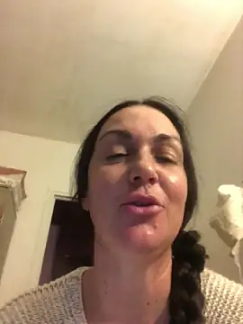 BELLAMORGANE1 online show from 11.04.25