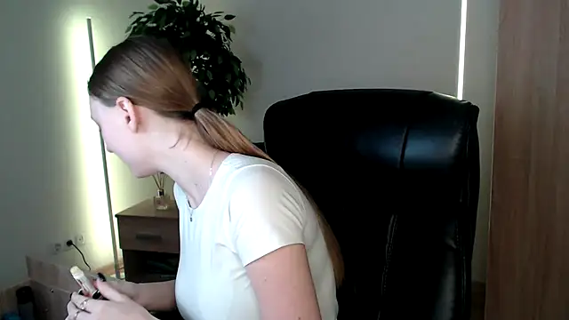 Haley Vixen online show from 12.24.24