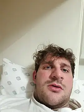 michemichemiche8 online show from 11.14.25