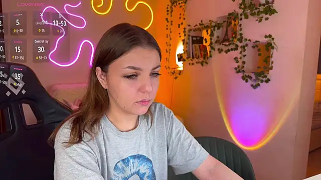 RobertAndLinela online show from 11.18.25