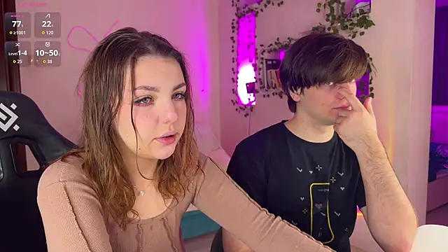 RobertAndLinela online show from 12.04.25