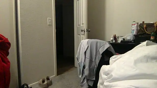 Snapshot of bubblebut420 chatting on 11.12.25 bubblebut420 online show from 11.12.25