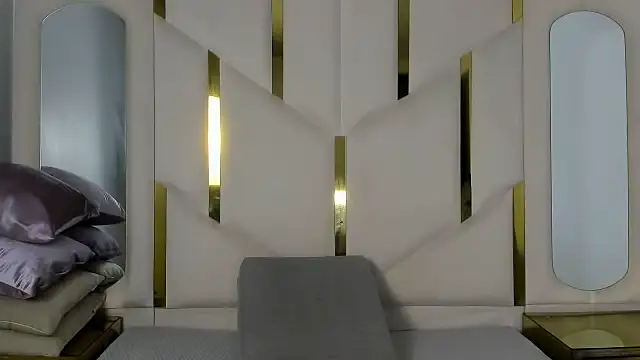 IsabellRodriguez18 online show from 01.14.26