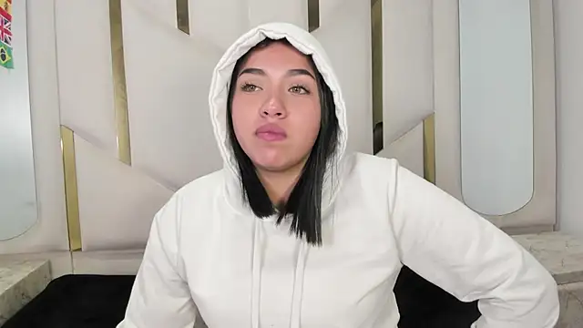 IsabellRodriguez18 online show from 07.11.26
