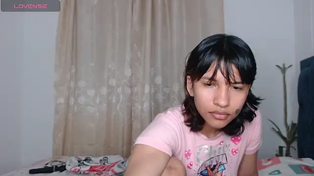 Snapshot of mari_heart chatting on 02.18.25 mari heart online show from 02.18.25