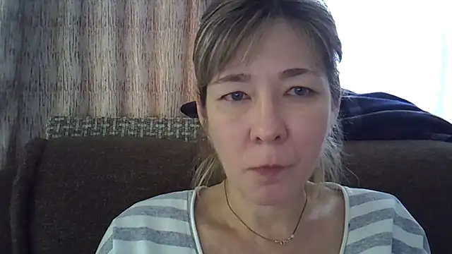 EllaJohnsonX online show from 01.12.25