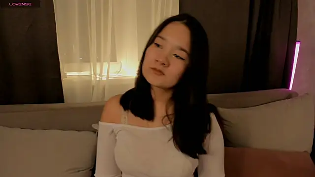 Maekko online show from 02.13.26