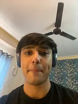 Snapshot of sunny49477 chatting on 12.26.24 sunny49477 online show from 12.26.24