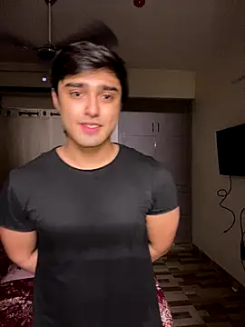 Snapshot of sunny49477 chatting on 10.10.25 sunny49477 online show from 10.10.25