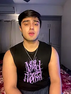 Snapshot of sunny49477 chatting on 12.15.25 sunny49477 online show from 12.15.25