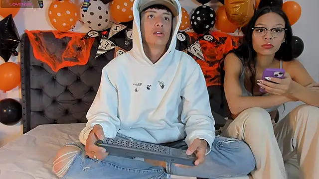 two milkyway online show from 10.14.25