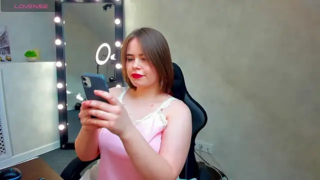 EricaElliott online show from 03.12.25